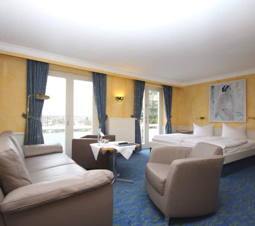 RES Turmzimmer Beispiel 3 RES Turmzimmer Beispiel 3